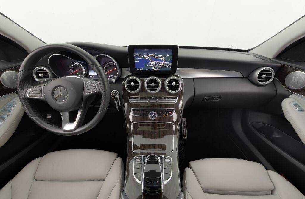 Mercedes-Benz C 2015 350 e A Premium Business / Adapt.Vakkari / HUD / BLIS / Burmester / Navi / Kattoluukku / - RAHOITUS TÄHÄN AUTOON VAIN 3.99% - 