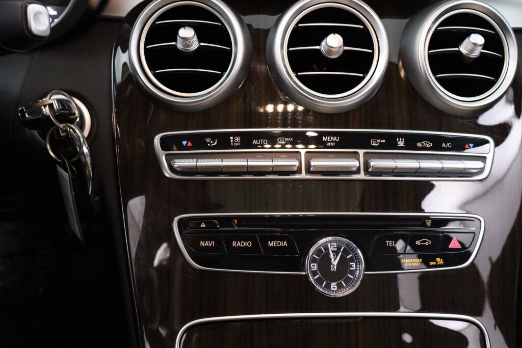 Mercedes-Benz C 2015 350 e A Premium Business / Adapt.Vakkari / HUD / BLIS / Burmester / Navi / Kattoluukku / - RAHOITUS TÄHÄN AUTOON VAIN 3.99% - 