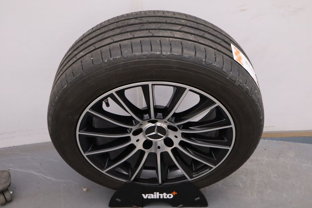 Mercedes-Benz C 2015 350 e A Premium Business / Adapt.Vakkari / HUD / BLIS / Burmester / Navi / Kattoluukku / - RAHOITUS TÄHÄN AUTOON VAIN 3.99% - 