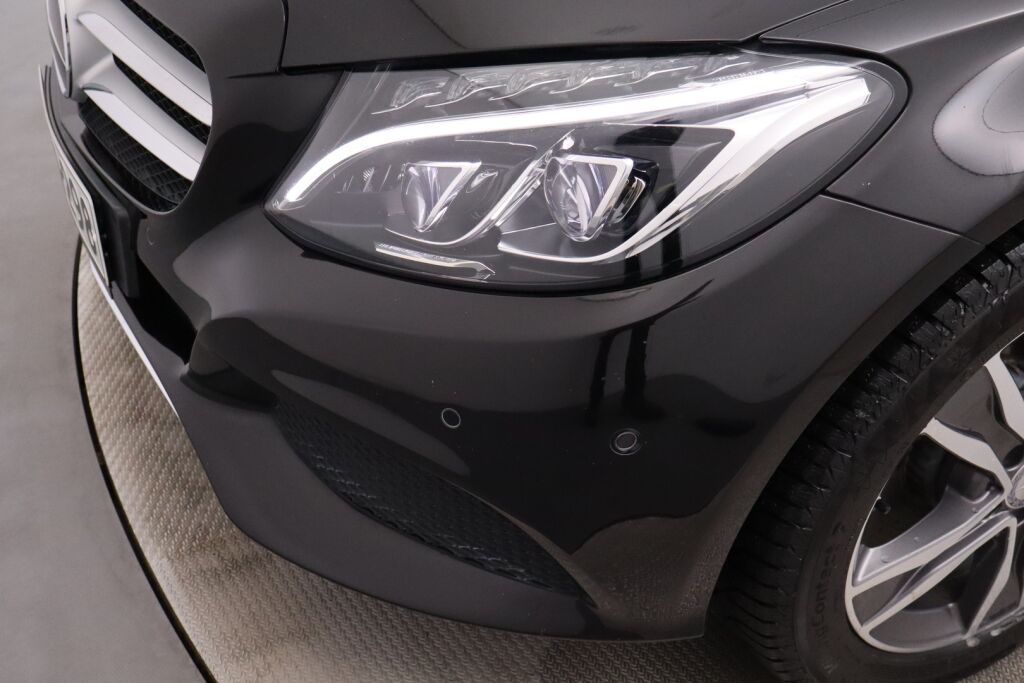 Mercedes-Benz C 2015 350 e A Premium Business / Adapt.Vakkari / HUD / BLIS / Burmester / Navi / Kattoluukku / - RAHOITUS TÄHÄN AUTOON VAIN 3.99% - 