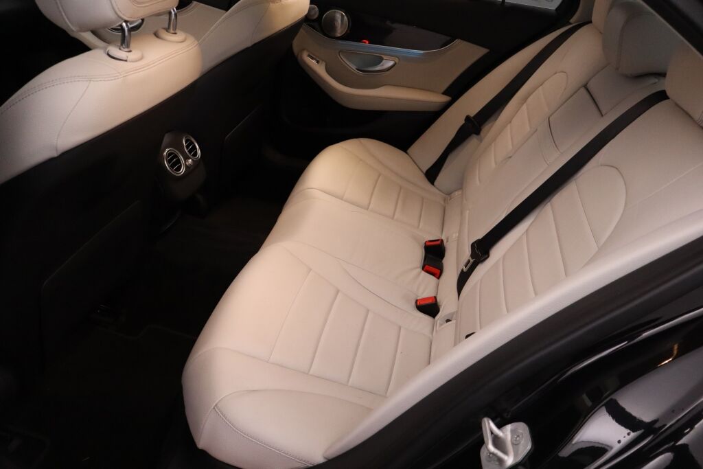 Mercedes-Benz C 2015 350 e A Premium Business / Adapt.Vakkari / HUD / BLIS / Burmester / Navi / Kattoluukku / - RAHOITUS TÄHÄN AUTOON VAIN 3.99% - 