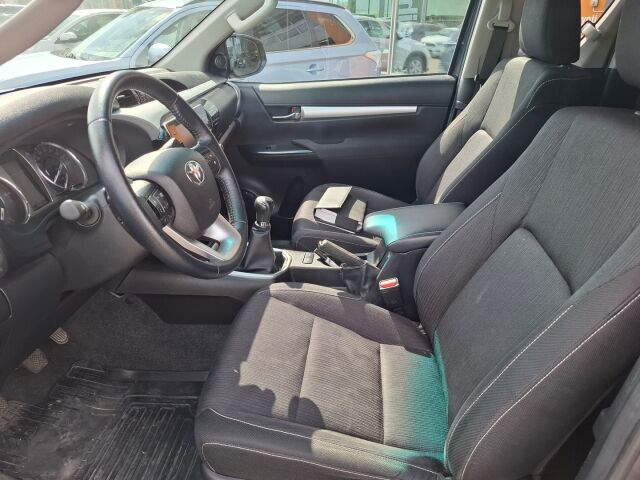 Toyota Hilux 2022 Extra Cab 4WD 2,4D Active / Sis.ALV / Koukku / Kamera / 1.om.