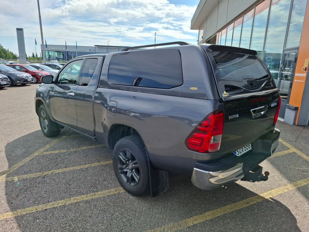 Toyota Hilux 2022 Extra Cab 4WD 2,4D Active / Sis.ALV / Koukku / Kamera / 1.om.