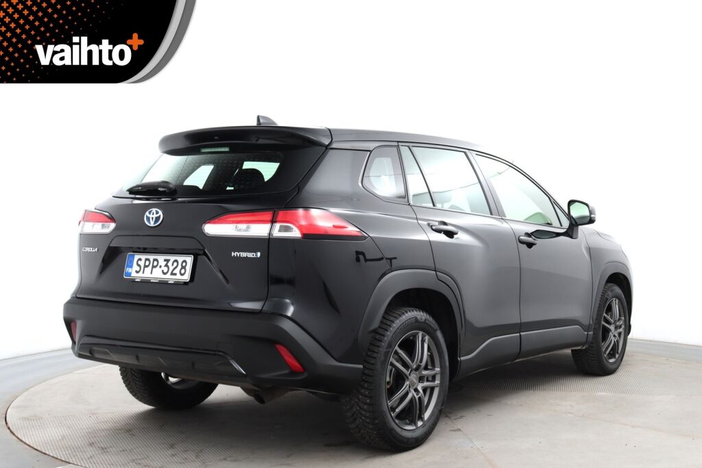 Toyota Corolla Cross 2023 2.0 Hybrid Active / Tehdastakuu / 1-Om. Suomiauto / ALV / Adapt. vakkari / P-Kamera / Navi / Ratinlämmitin / LEDit