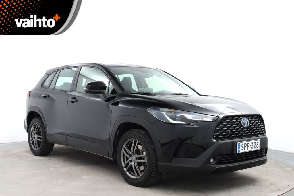 Toyota Corolla Cross 2023 2.0 Hybrid Active / Tehdastakuu / 1-Om. Suomiauto / ALV / Adapt. vakkari / P-Kamera / Navi / Ratinlämmitin / LEDit