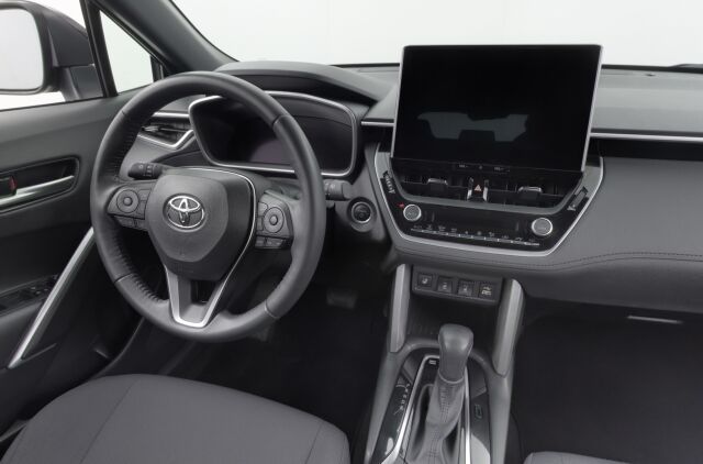 Toyota Corolla Cross 2023 2.0 Hybrid Active / Tehdastakuu / Alv-väh.kelp. / 1.omistaja / Adapt.vakkari / LED / P-kamera /
