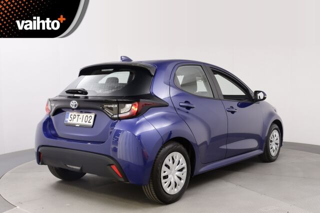 Toyota Yaris 2023 1,5 Hybrid Active / 1-Om. Suomiauto / Merkkihuollettu / ALV / ACC / P-Kamera / Lohkolämmitin