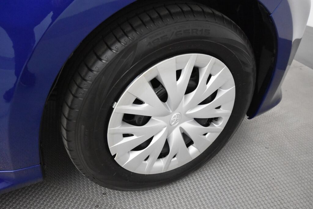 Toyota Yaris 2023 1,5 Hybrid Active / 1-Om. Suomiauto / Merkkihuollettu / ALV / ACC / P-Kamera / Lohkolämmitin