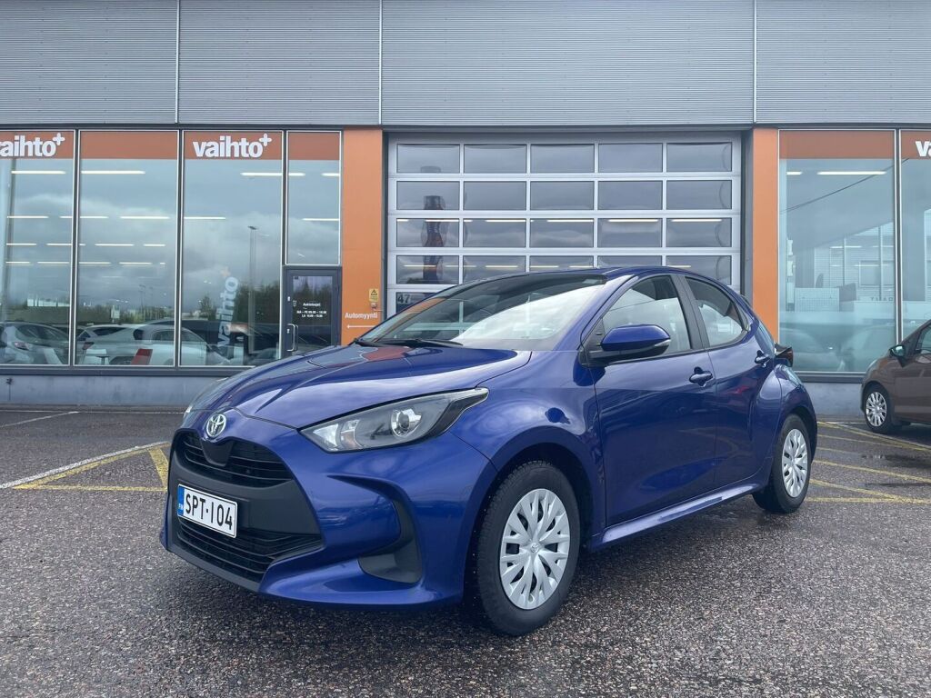 Toyota Yaris 2023 Toyota Yaris 1,5 Hybrid Active / 1-Om. Suomiauto / Merkkihuollettu / ALV / ACC / P-Kamera / Lohkolämmitin