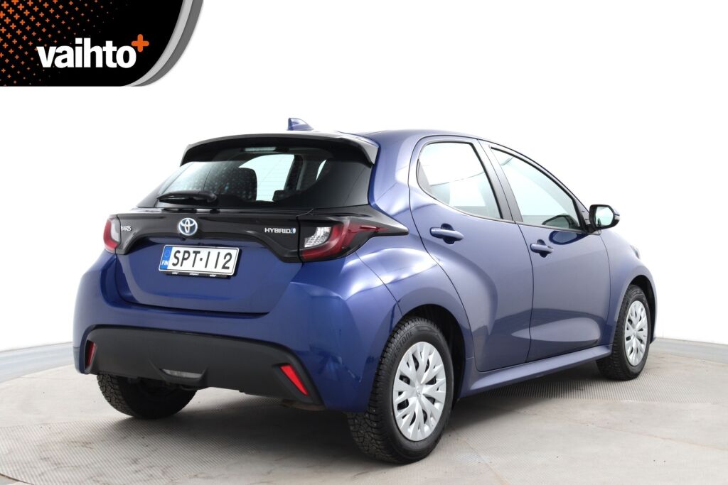 Toyota Yaris 2023 1,5 Hybrid Active 1-Om. Suomiauto / ALV / ACC / P-Kamera / Lohkolämmitin