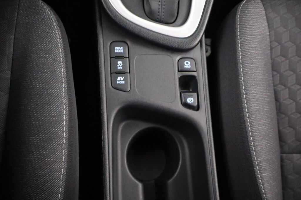 Toyota Yaris 2023 1,5 Hybrid Active 1-Om. Suomiauto / ALV / ACC / P-Kamera / Lohkolämmitin