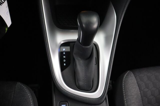 Toyota Yaris 2023 1,5 Hybrid Active 1-Om. Suomiauto / ALV / ACC / P-Kamera / Lohkolämmitin