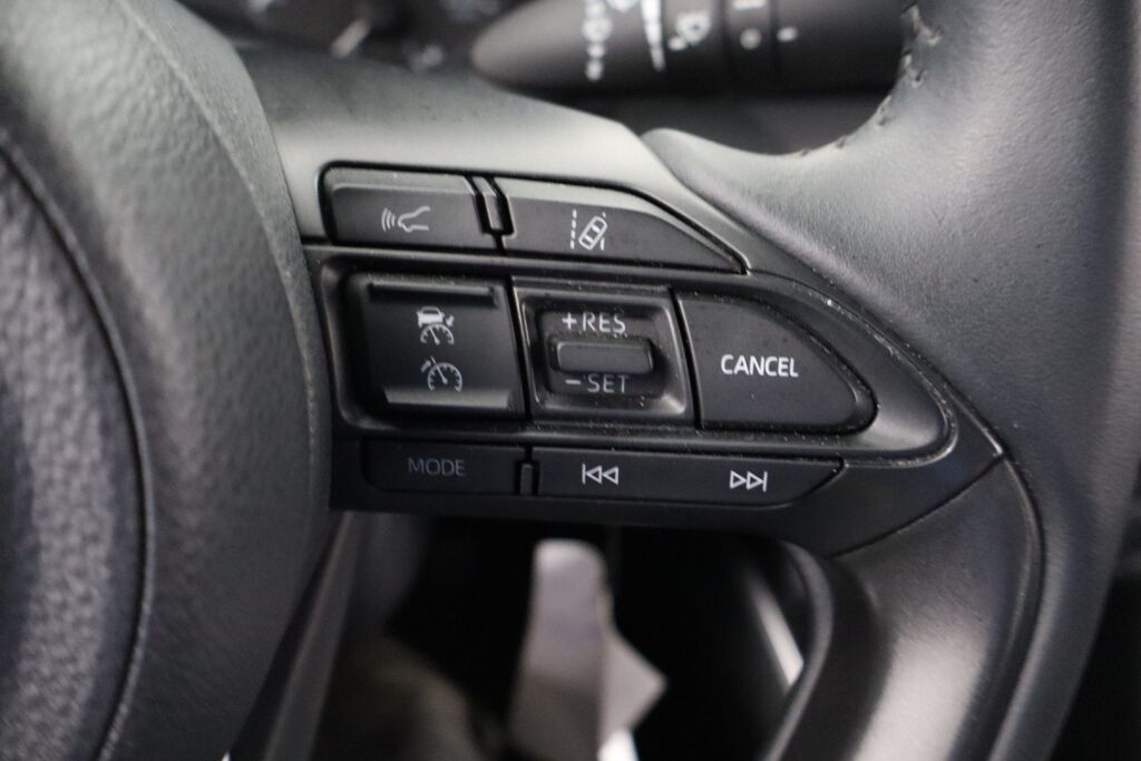 Toyota Yaris 2023 1,5 Hybrid Active 1-Om. Suomiauto / ALV / ACC / P-Kamera / Lohkolämmitin
