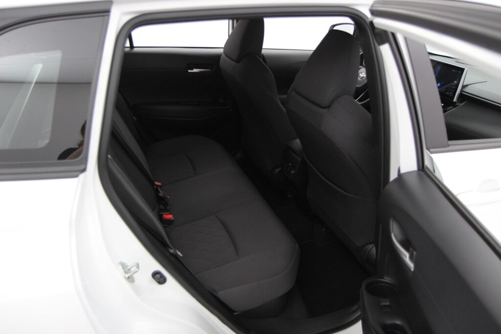 Toyota Corolla Cross 2023 2.0 Hybrid Active / Tehdastakuu / Suomiauto / 1-Omistaja / Alv-väh.kelp./ Adapt.vakkari / P-kamera /