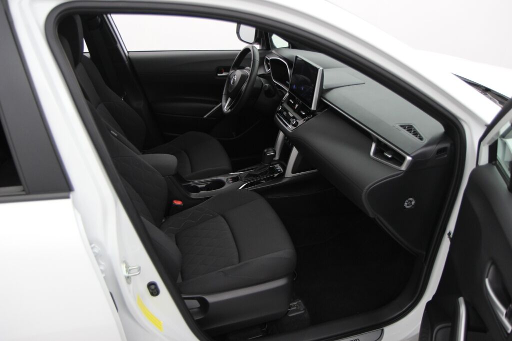 Toyota Corolla Cross 2023 2.0 Hybrid Active / Tehdastakuu / Suomiauto / 1-Omistaja / Alv-väh.kelp./ Adapt.vakkari / P-kamera /