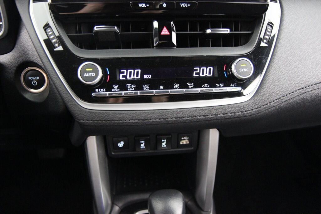 Toyota Corolla Cross 2023 2.0 Hybrid Active / Tehdastakuu / Suomiauto / 1-Omistaja / Alv-väh.kelp./ Adapt.vakkari / P-kamera /