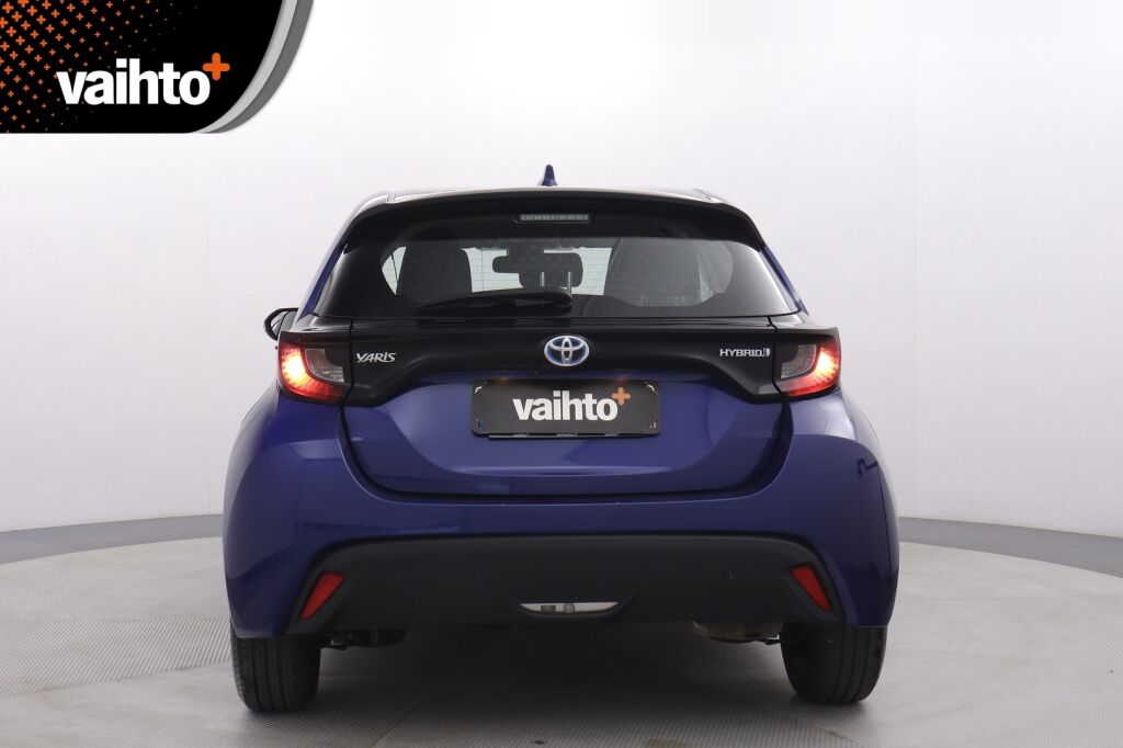 Toyota Yaris 2023 Toyota Yaris 1,5 Hybrid Active / 1-Om. Suomiauto / ALV / ACC / P-Kamera / Lohkolämmitin