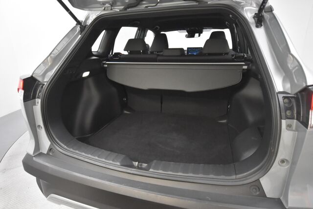 Toyota Corolla Cross 2023 2.0 Hybrid Active / Kamera / Navi / Suomi-auto / ALV / Adapt vak / Kaistavahti / Ratinlämmitin