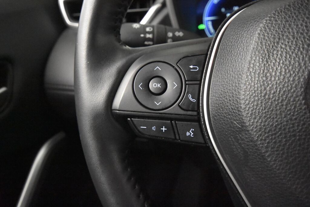 Toyota Corolla Cross 2023 2.0 Hybrid Active / Kamera / Navi / Suomi-auto / ALV / Adapt vak / Kaistavahti / Ratinlämmitin