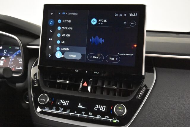 Toyota Corolla Cross 2023 2.0 Hybrid Active / Kamera / Navi / Suomi-auto / ALV / Adapt vak / Kaistavahti / Ratinlämmitin