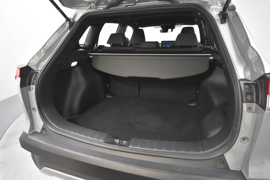 Toyota Corolla Cross 2023 2.0 Hybrid Active / Kamera / Navi / Suomi-auto / ALV / Adapt vak / Kaistavahti / Ratinlämmitin