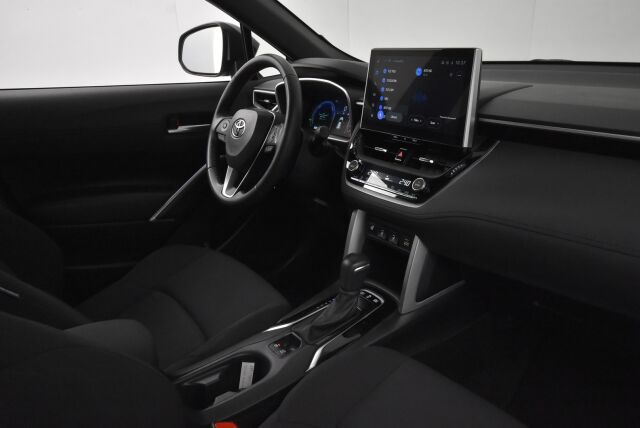 Toyota Corolla Cross 2023 2.0 Hybrid Active / Kamera / Navi / Suomi-auto / ALV / Adapt vak / Kaistavahti / Ratinlämmitin