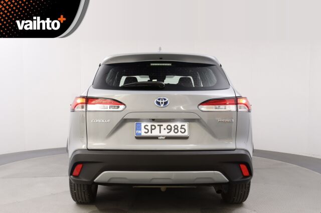Toyota Corolla Cross 2023 2.0 Hybrid Active / Kamera / Navi / Suomi-auto / ALV / Adapt vak / Kaistavahti / Ratinlämmitin