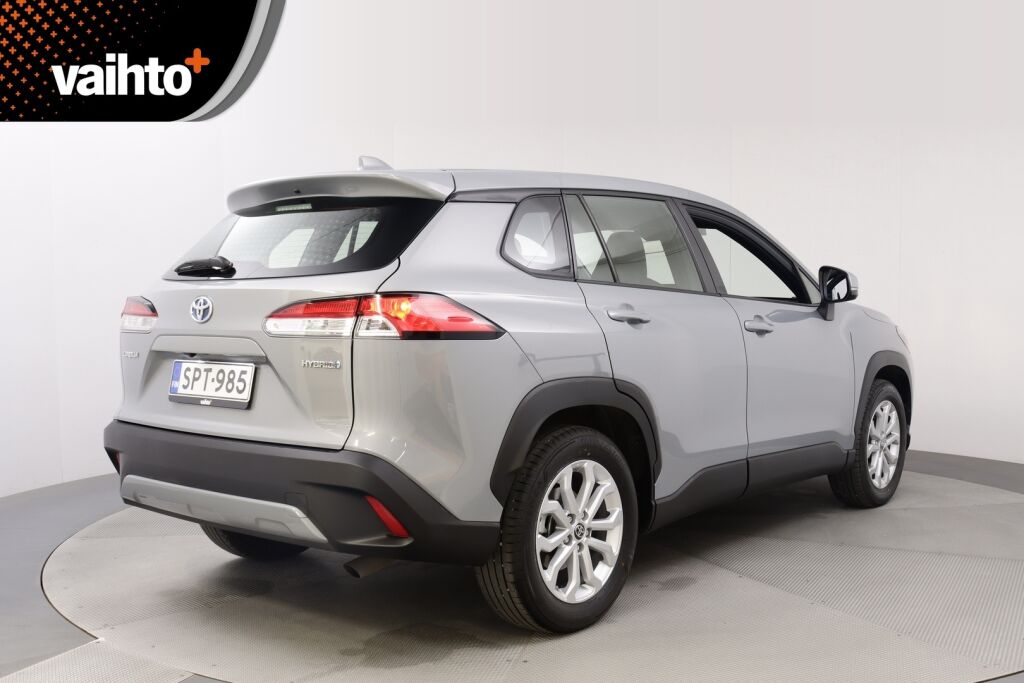 Toyota Corolla Cross 2023 2.0 Hybrid Active / Kamera / Navi / Suomi-auto / ALV / Adapt vak / Kaistavahti / Ratinlämmitin