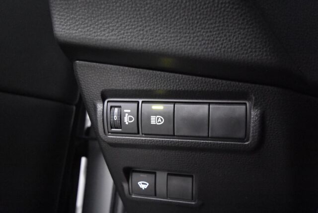 Toyota Corolla Cross 2023 2.0 Hybrid Active / Kamera / Navi / Suomi-auto / ALV / Adapt vak / Kaistavahti / Ratinlämmitin