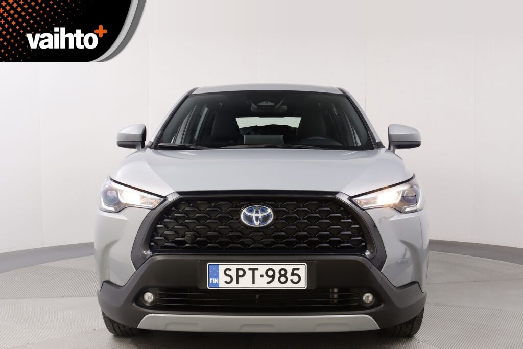 Toyota Corolla Cross 2023 2.0 Hybrid Active / Kamera / Navi / Suomi-auto / ALV / Adapt vak / Kaistavahti / Ratinlämmitin