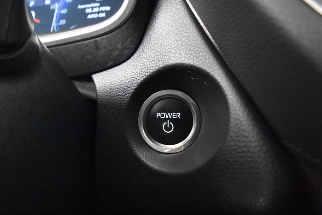 Toyota Corolla Cross 2023 2.0 Hybrid Active / Kamera / Navi / Suomi-auto / ALV / Adapt vak / Kaistavahti / Ratinlämmitin