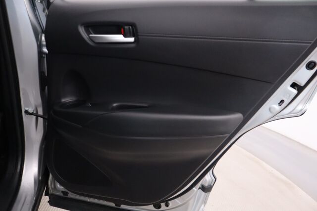 Toyota Corolla Cross 2023 Toyota Corolla Cross 2.0 Hybrid Active / Tehdastakuu / Alv-väh.kelp. / 1.omistaja / Adapt.vakkari / LED / P-kamera /