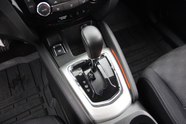 Nissan Qashqai 2017 DIG-T 115 Acenta 2WD Xtronic E6 Safety Pack Connect / Navi / Kamera / 1 omistaja / Lohkolämmitin