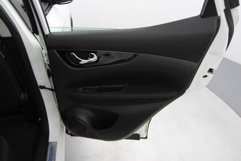 Nissan Qashqai 2017 DIG-T 115 Acenta 2WD Xtronic E6 Safety Pack Connect / Navi / Kamera / 1 omistaja / Lohkolämmitin