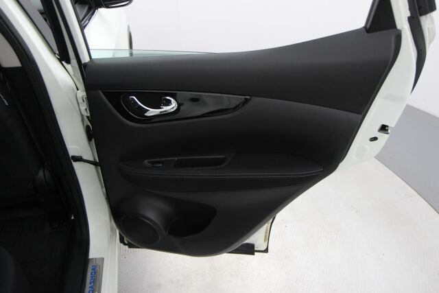 Nissan Qashqai 2017 DIG-T 115 Acenta 2WD Xtronic E6 Safety Pack Connect / Navi / Kamera / 1 omistaja / Lohkolämmitin
