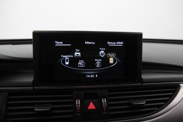 Audi A6 2015 Sedan Business Sport 1,8 TFSI 140 kW ultra S tronic / Ketju vaihdettu / Tutkat / Koukku / Sporttipenkit