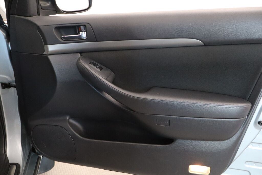 Toyota Avensis 2008 1,8 VVT-i Linea Sol Technical 4ov Navi / vakkari / Koukku