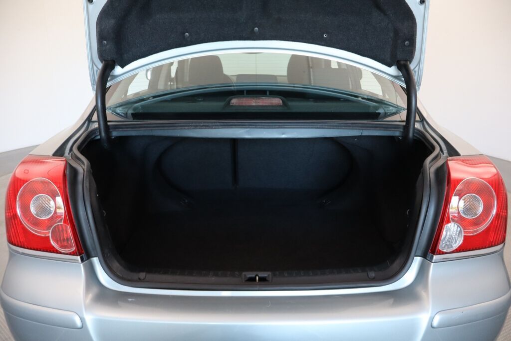 Toyota Avensis 2008 1,8 VVT-i Linea Sol Technical 4ov Navi / vakkari / Koukku