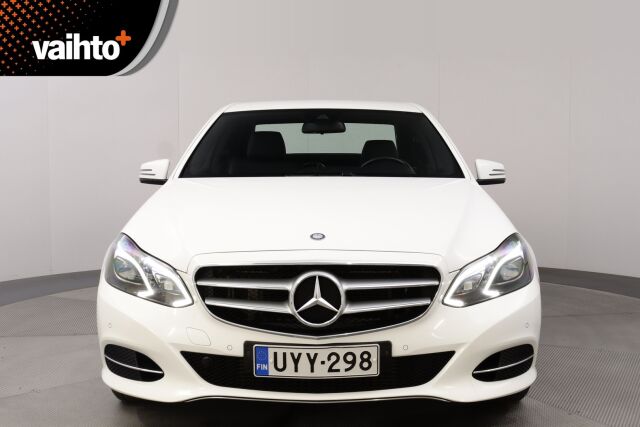 Mercedes-Benz E 2015 220 BlueTec A Business / LED-ajovalot / Pysäköintitutkat / Vetokoukku
