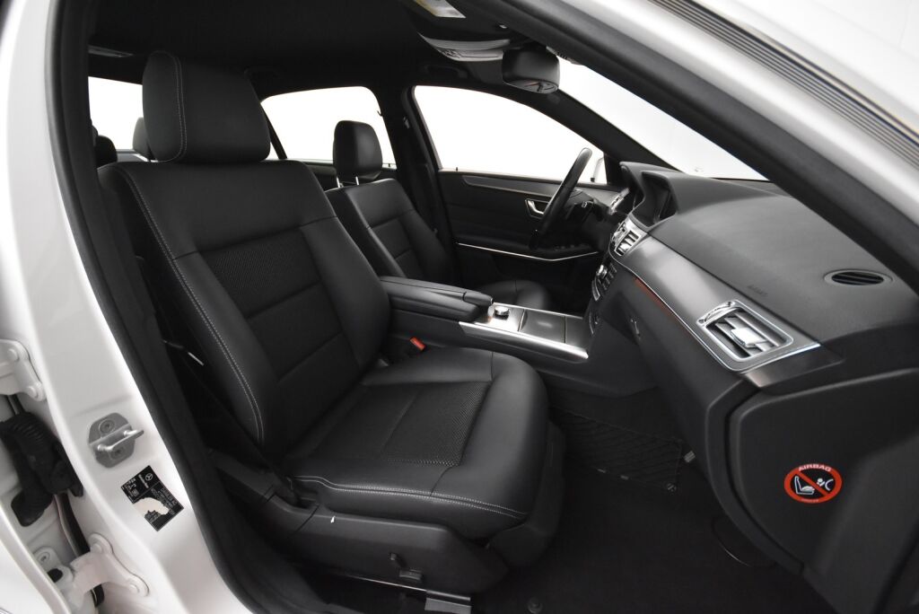 Mercedes-Benz E 2015 220 BlueTec A Business / LED-ajovalot / Pysäköintitutkat / Vetokoukku