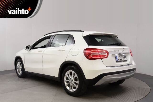 Mercedes-Benz GLA 2016 200 d 4Matic A Premium Business / Yksiomisteinen / Vakkari / P.kamera /