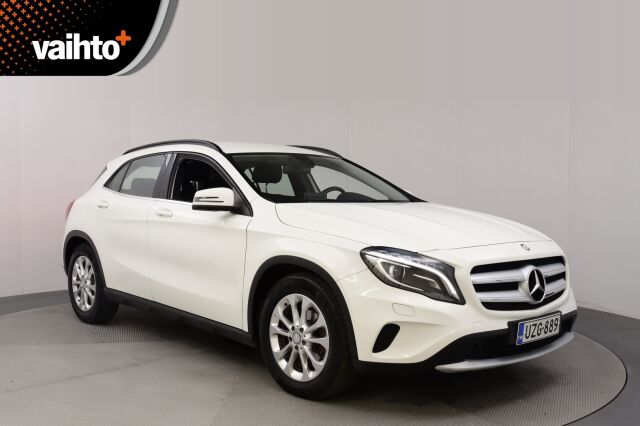 Mercedes-Benz GLA 2016 200 d 4Matic A Premium Business / Yksiomisteinen / Vakkari / P.kamera /