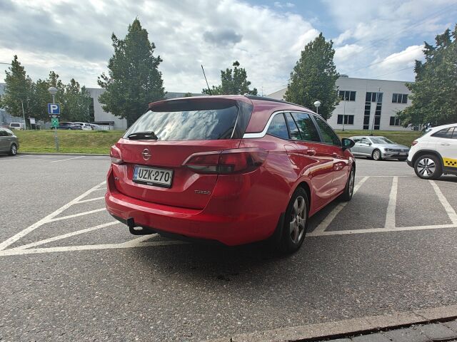 Opel Astra 2016 Sports Tourer Enjoy 1,4 Turbo ecoFLEX Start/Stop 92kW MT6 / Vetokoukku / Vakionopeudensäädin