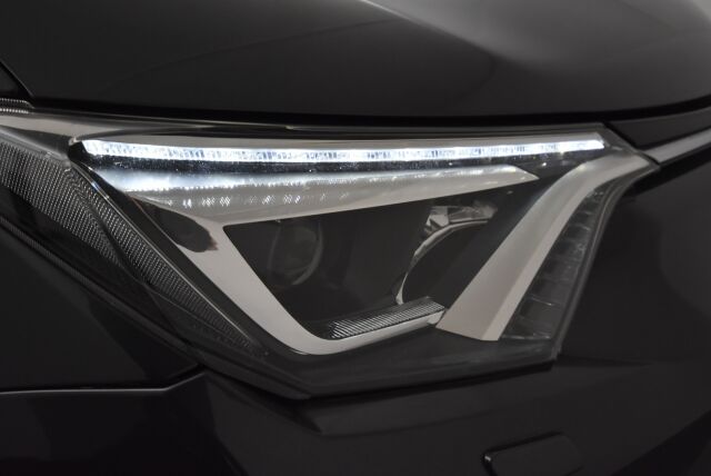 Toyota RAV4 2017 2,5 Hybrid AWD Hybrid Edition / Adaptiivinen vakionopeussäädin / Koukku/Navigointi