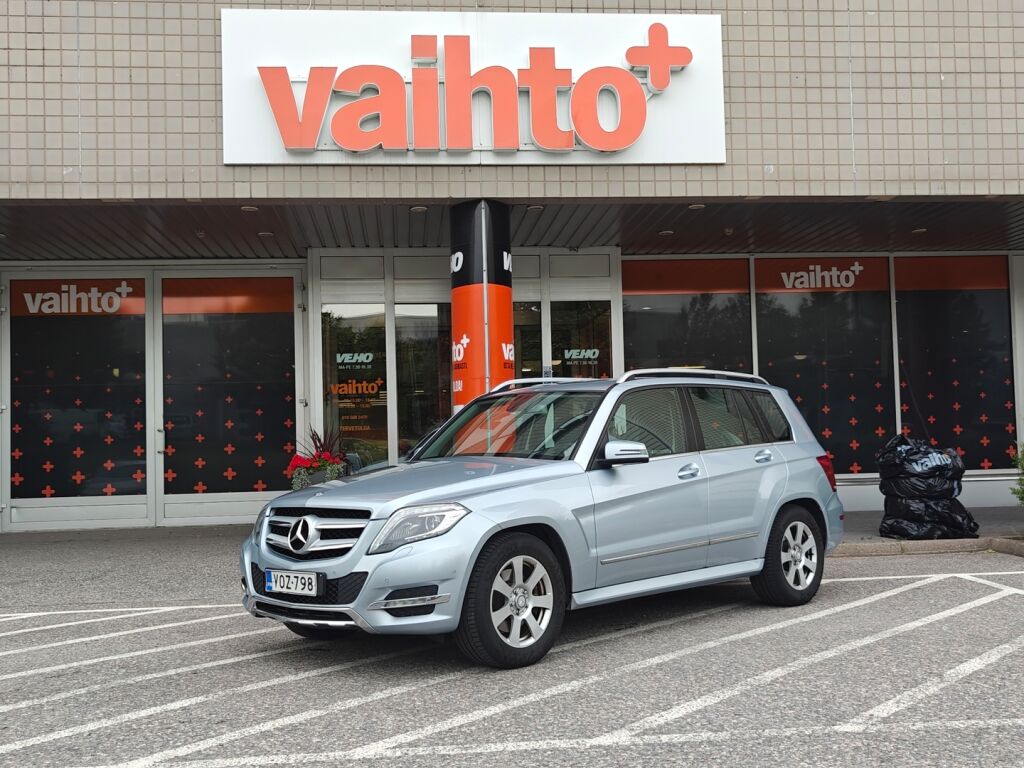 Mercedes-Benz GLK 2013 220 CDI BE 4Matic A Premium Business / ILS Valot / Vetokoukku / Merkkiliikkeen huoltohistoria