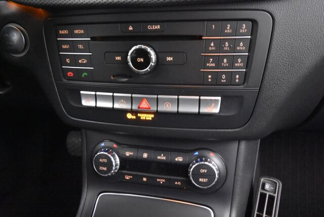 Mercedes-Benz B 2015 200 d 4Matic A Premium Business / Suomiauto / Lohkolämmitin / Peruutuskamera
