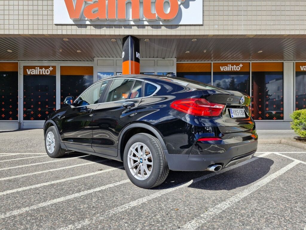 BMW X4 2015 F26 xDrive20d A Business / Nahkasisusta / Sport istuimet / Kamera / 1 Om / Ratinlämmitin / Harman Kardon