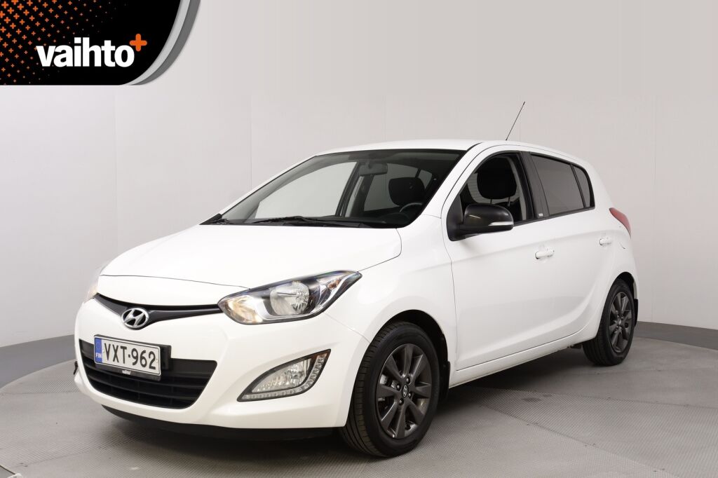 Hyundai i20 5d 2015 1,2 5MT GO! / Suomiauto / Lohkolämmitin / 1-omistaja