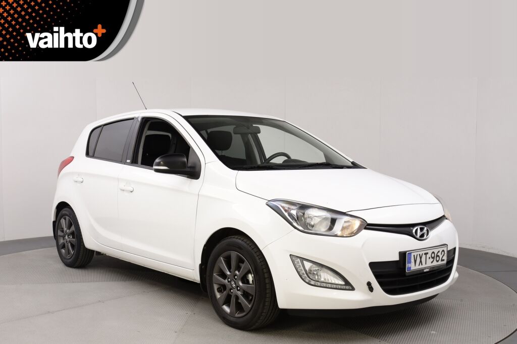 Hyundai i20 5d 2015 1,2 5MT GO! / Suomiauto / Lohkolämmitin / 1-omistaja