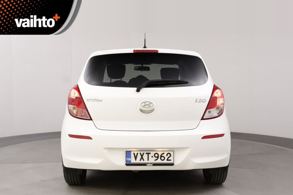 Hyundai i20 5d 2015 1,2 5MT GO! / Suomiauto / Lohkolämmitin / 1-omistaja